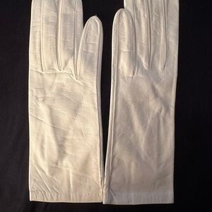 Vintage Italian White Leather Gloves